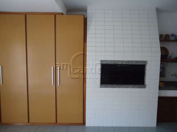 Casa com 3 quartos, 2 banheiros e 160m² à venda no bairro Sao Sebastiao, Porto Alegre