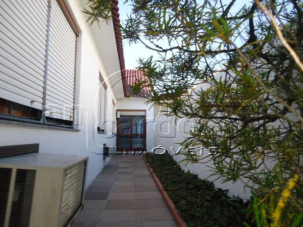 Casa com 3 quartos, 2 banheiros e 160m² à venda no bairro Sao Sebastiao, Porto Alegre
