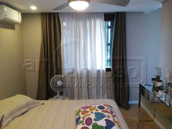 Casa com 3 quartos, 3 banheiros e 250m² à venda no bairro Sao Sebastiao, Porto Alegre