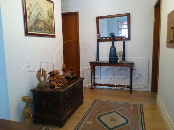 Casa com 3 quartos, 3 banheiros e 250m² à venda no bairro Sao Sebastiao, Porto Alegre