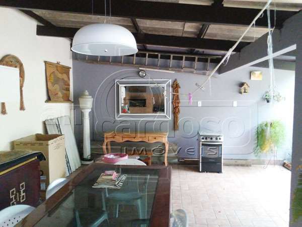 Casa com 3 quartos, 3 banheiros e 250m² à venda no bairro Sao Sebastiao, Porto Alegre