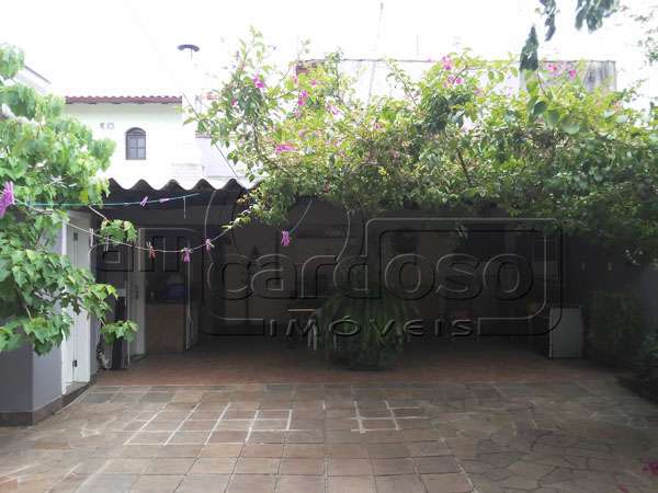 Casa com 3 quartos, 3 banheiros e 250m² à venda no bairro Sao Sebastiao, Porto Alegre