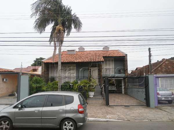 Casa com 3 quartos, 3 banheiros e 250m² à venda no bairro Sao Sebastiao, Porto Alegre
