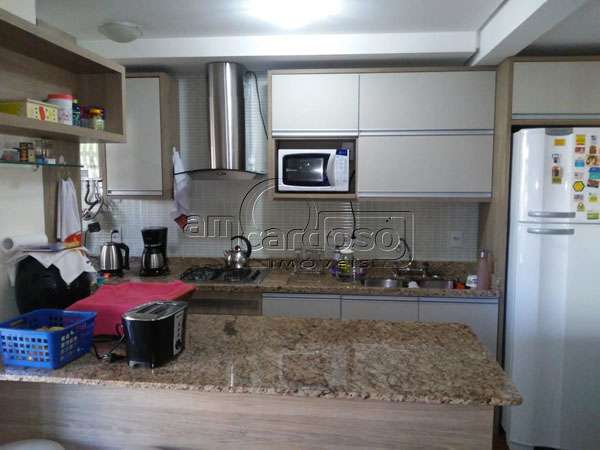 Casa com 3 quartos, 2 banheiros e 177m² à venda no bairro Jardim Sao Pedro, Porto Alegre