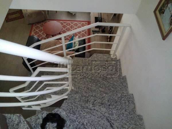 Casa com 3 quartos, 2 banheiros e 177m² à venda no bairro Jardim Sao Pedro, Porto Alegre