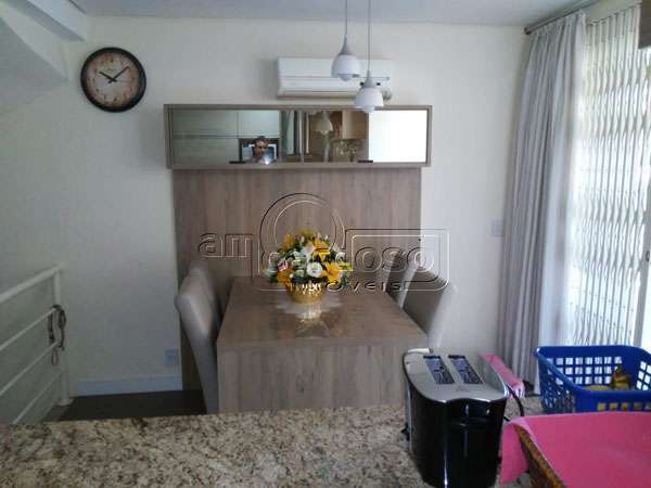 Casa com 3 quartos, 2 banheiros e 177m² à venda no bairro Jardim Sao Pedro, Porto Alegre