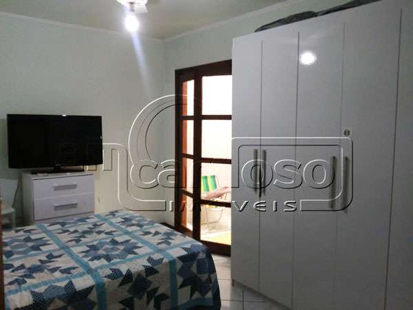 Casa com 2 quartos, 3 banheiros e 75m² à venda no bairro Sarandi, Porto Alegre