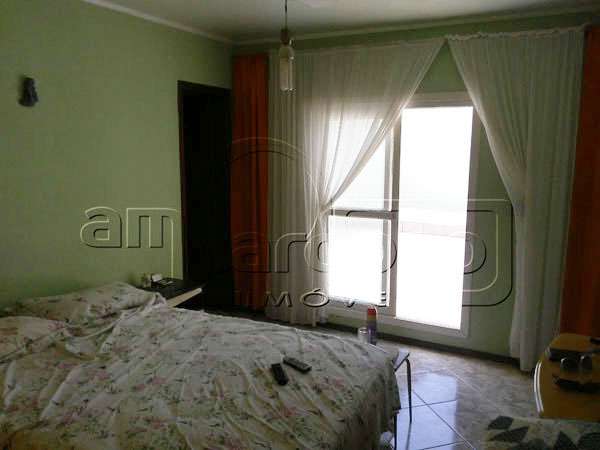 Casa com 2 quartos, 3 banheiros e 75m² à venda no bairro Sarandi, Porto Alegre