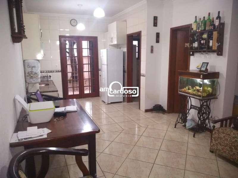 Sobrado com 2 quartos, 4 banheiros e 150m² à venda no bairro Ecoville, Porto Alegre