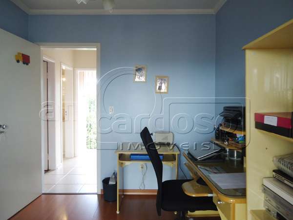 Casa com 3 quartos, 3 banheiros e 248m² à venda no bairro Sao Sebastiao, Porto Alegre