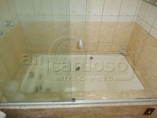 Casa com 3 quartos, 3 banheiros e 248m² à venda no bairro Sao Sebastiao, Porto Alegre