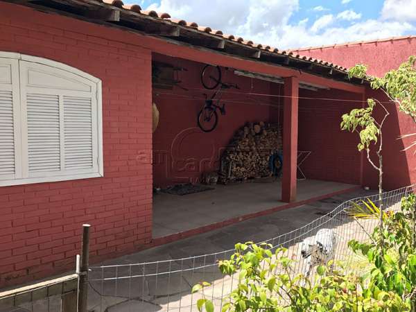 Casa com 3 quartos, 3 banheiros e 248m² à venda no bairro Sao Sebastiao, Porto Alegre