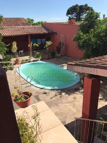 Casa com 3 quartos, 3 banheiros e 248m² à venda no bairro Sao Sebastiao, Porto Alegre