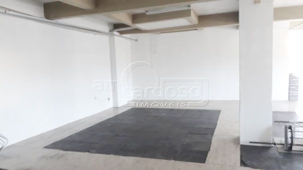 Sala com 1 quarto, 1 banheiro e 140m² à venda no bairro Vila Ipiranga, Porto Alegre