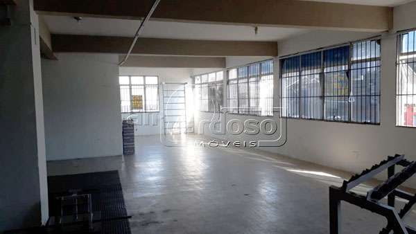 Sala com 1 quarto, 1 banheiro e 140m² à venda no bairro Vila Ipiranga, Porto Alegre