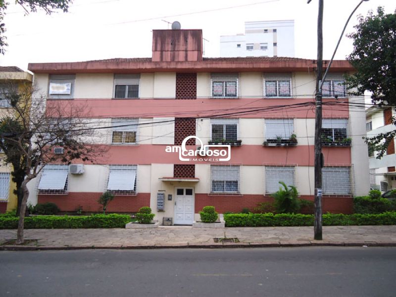 Apartamento com 2 quartos, 1 banheiro e 68m² à venda no bairro Sao Sebastiao, Porto Alegre