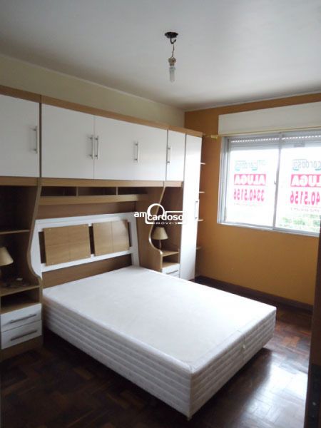 Apartamento com 2 quartos, 1 banheiro e 68m² à venda no bairro Sao Sebastiao, Porto Alegre