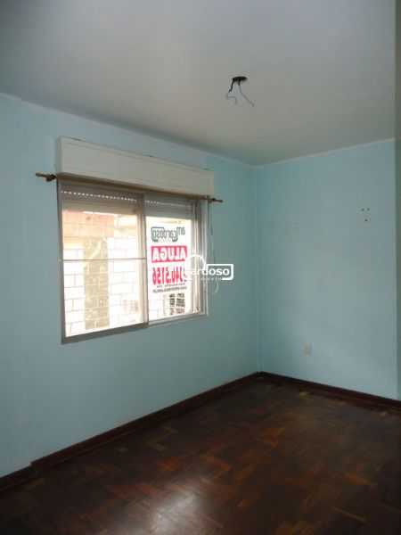 Apartamento com 2 quartos, 1 banheiro e 68m² à venda no bairro Sao Sebastiao, Porto Alegre