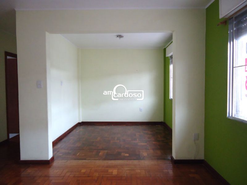 Apartamento com 2 quartos, 1 banheiro e 68m² à venda no bairro Sao Sebastiao, Porto Alegre