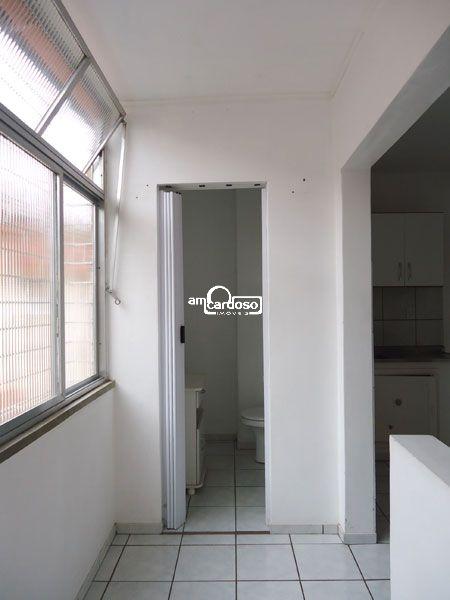 Apartamento com 2 quartos, 1 banheiro e 68m² à venda no bairro Sao Sebastiao, Porto Alegre