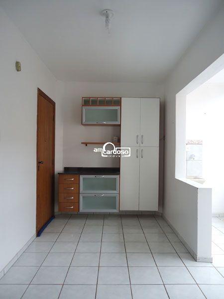 Apartamento com 2 quartos, 1 banheiro e 68m² à venda no bairro Sao Sebastiao, Porto Alegre