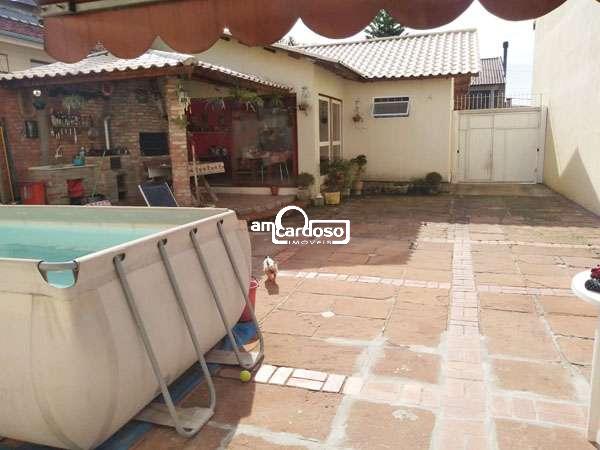 Sobrado com 2 quartos, 2 banheiros e 150m² à venda no bairro Jardim Lindoia, Porto Alegre