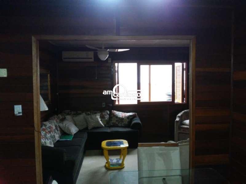 Casa com 2 quartos, 2 banheiros e 350m² à venda no bairro Sao Sebastiao, Porto Alegre