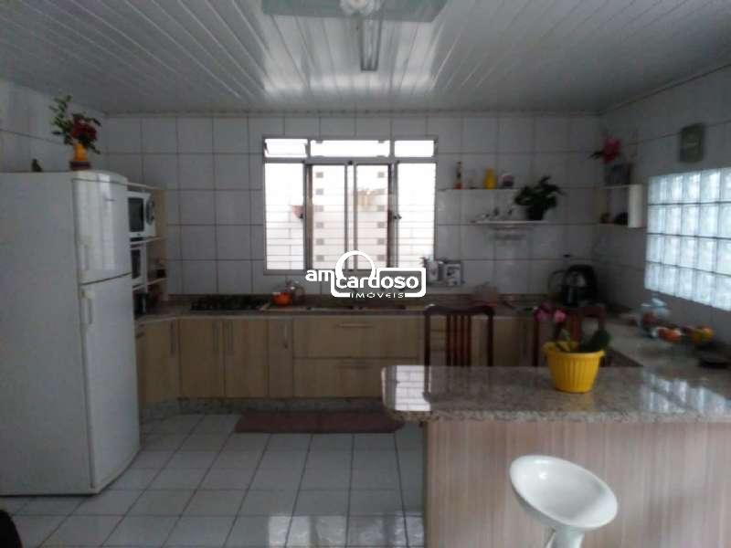 Casa com 2 quartos, 2 banheiros e 350m² à venda no bairro Sao Sebastiao, Porto Alegre