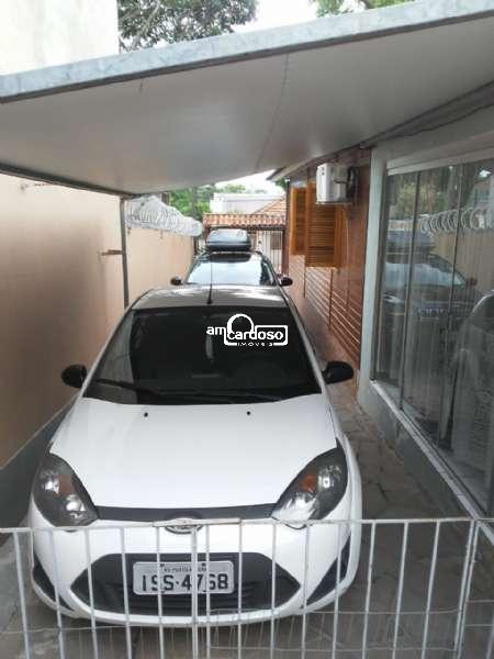 Casa com 2 quartos, 2 banheiros e 350m² à venda no bairro Sao Sebastiao, Porto Alegre