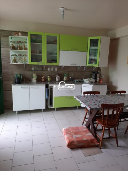 Casa com 4 quartos, 4 banheiros e 120m² à venda no bairro Sarandi, Porto Alegre