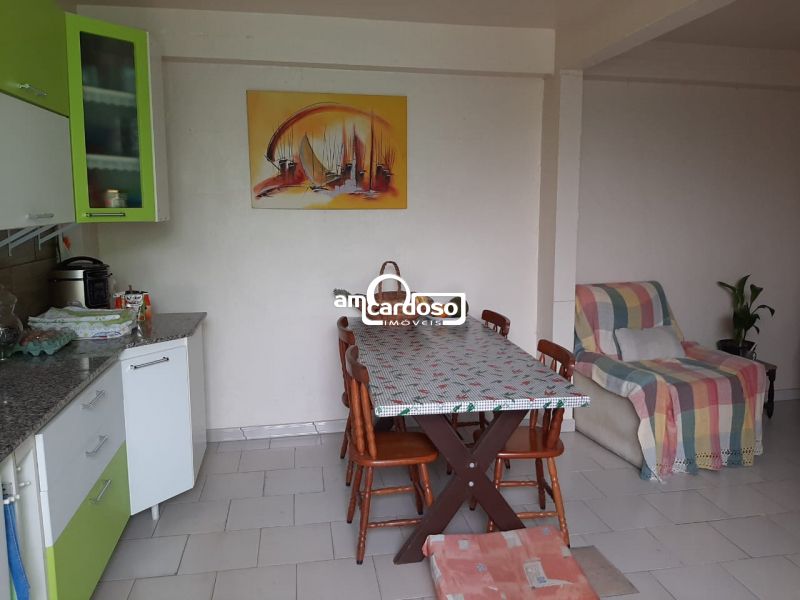 Casa com 4 quartos, 4 banheiros e 120m² à venda no bairro Sarandi, Porto Alegre