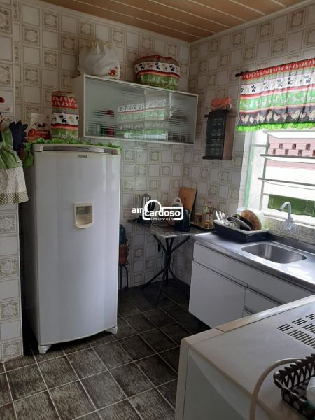 Casa com 4 quartos, 4 banheiros e 120m² à venda no bairro Sarandi, Porto Alegre