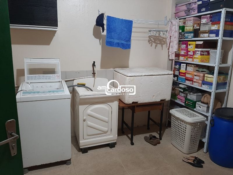 Casa com 4 quartos, 4 banheiros e 120m² à venda no bairro Sarandi, Porto Alegre