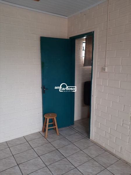Casa com 4 quartos, 4 banheiros e 120m² à venda no bairro Sarandi, Porto Alegre