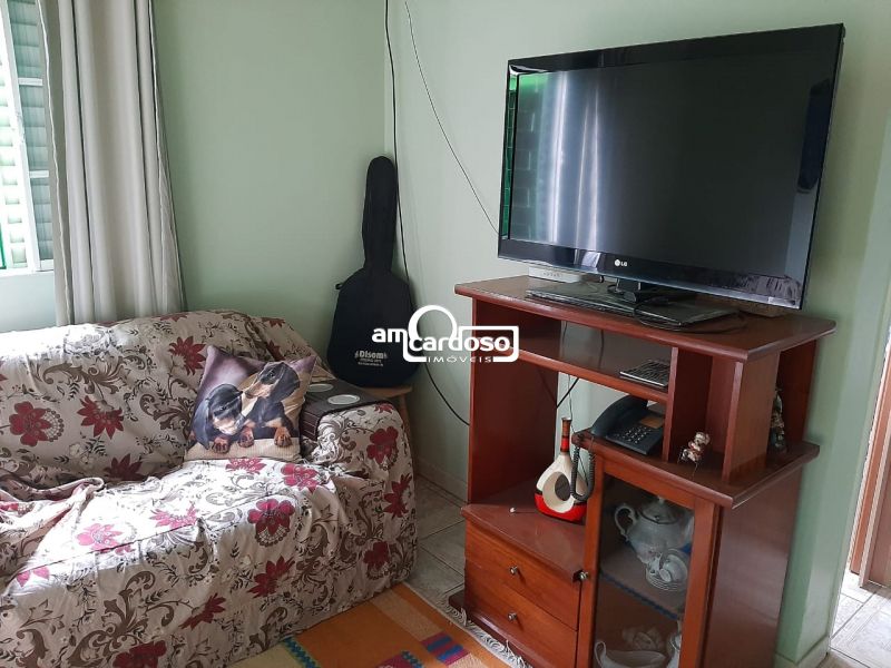 Casa com 4 quartos, 4 banheiros e 120m² à venda no bairro Sarandi, Porto Alegre