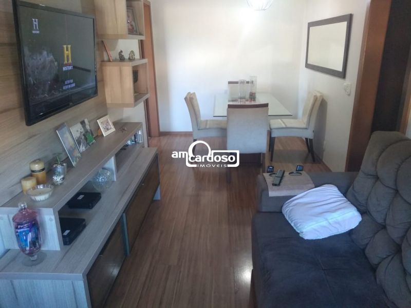 Apartamento com 2 quartos, 2 banheiros e 70m² à venda no bairro Vila Jardim, Porto Alegre