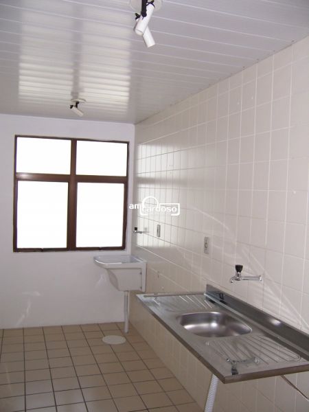 Apartamento com 2 quartos, 1 banheiro e 50m² à venda no bairro Sarandi, Porto Alegre