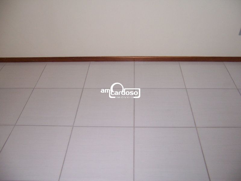 Apartamento com 2 quartos, 1 banheiro e 50m² à venda no bairro Sarandi, Porto Alegre