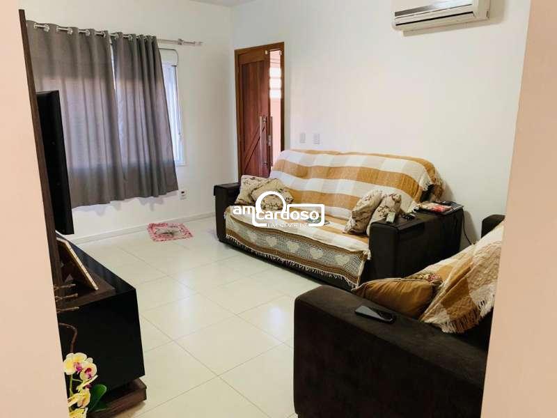 Casa com 3 quartos, 2 banheiros e 166m² à venda no bairro Sarandi, Porto Alegre