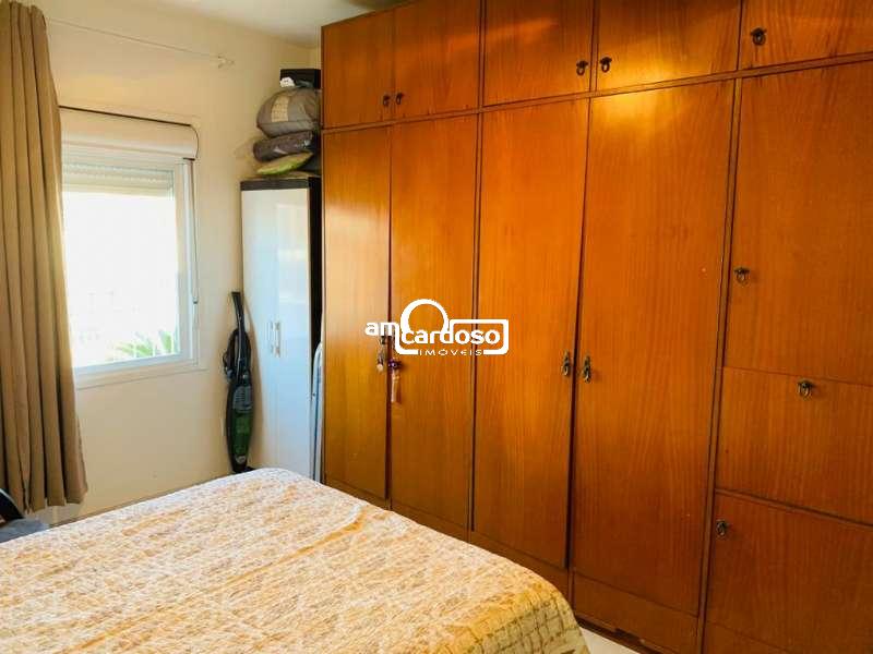 Casa com 3 quartos, 2 banheiros e 166m² à venda no bairro Sarandi, Porto Alegre