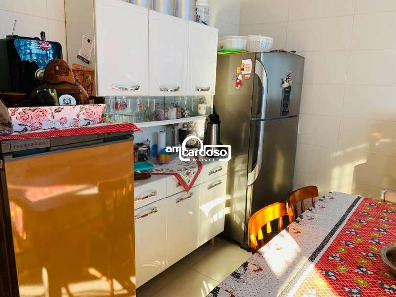 Casa com 3 quartos, 2 banheiros e 166m² à venda no bairro Sarandi, Porto Alegre