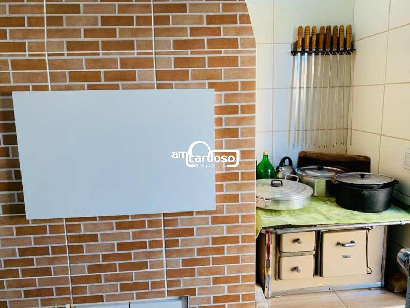 Casa com 3 quartos, 2 banheiros e 166m² à venda no bairro Sarandi, Porto Alegre