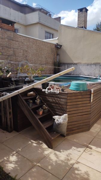 Casa com 4 quartos, 4 banheiros e 254m² à venda no bairro Sarandi, Porto Alegre