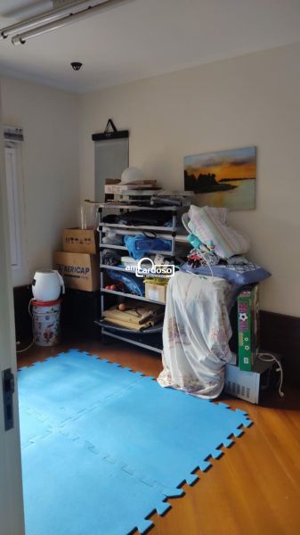 Casa com 4 quartos, 4 banheiros e 254m² à venda no bairro Sarandi, Porto Alegre
