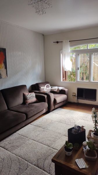 Casa com 4 quartos, 4 banheiros e 254m² à venda no bairro Sarandi, Porto Alegre
