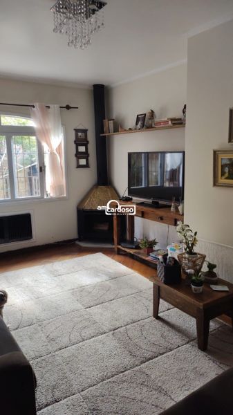 Casa com 4 quartos, 4 banheiros e 254m² à venda no bairro Sarandi, Porto Alegre