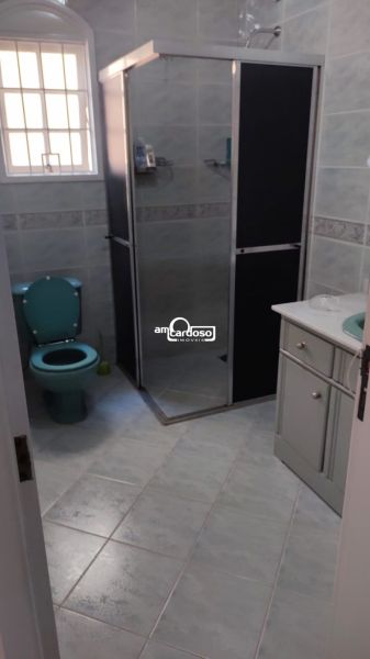 Casa com 4 quartos, 4 banheiros e 254m² à venda no bairro Sarandi, Porto Alegre