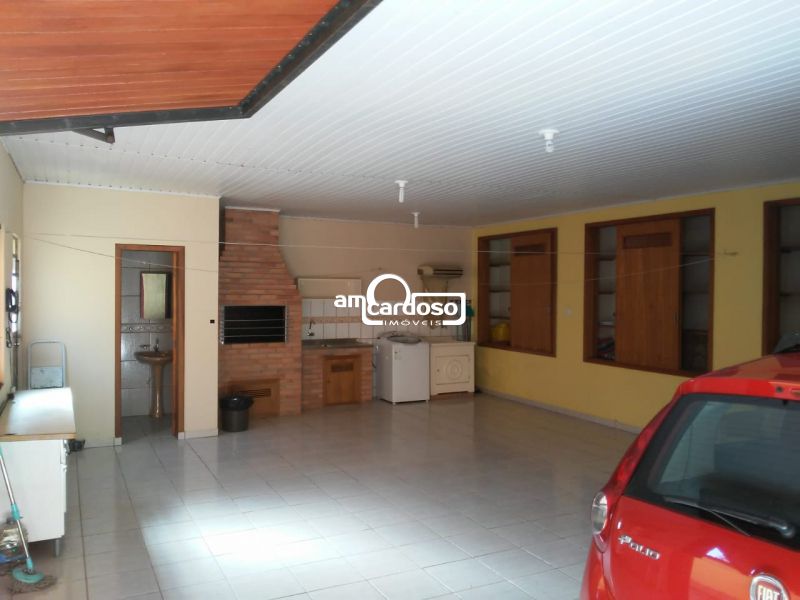 Casa com 2 quartos, 3 banheiros e 170m² à venda no bairro Passo Dareia, Porto Alegre