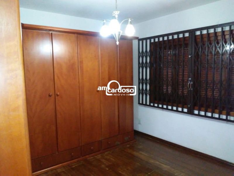 Casa com 2 quartos, 3 banheiros e 170m² à venda no bairro Passo Dareia, Porto Alegre