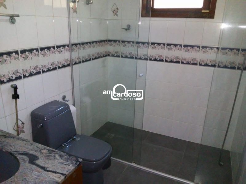 Casa com 2 quartos, 3 banheiros e 170m² à venda no bairro Passo Dareia, Porto Alegre